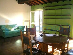 Appartamento Quadrilocale in affitto a Modena