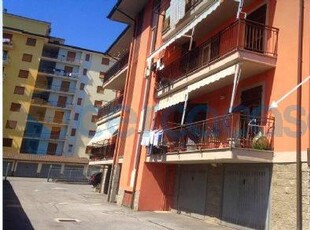 Appartamento Trilocale in ottime condizioni, in vendita in Via Xxv Aprile, Arquata Scrivia