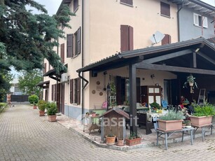 Casa Bi/Trifamiliare in Vendita in a Parma