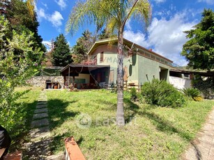 Casa Bi/Trifamiliare in Vendita in Contrada Sant'Onofrio a Trabia