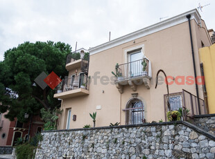 Casa indipendente arredata in affitto a Milazzo