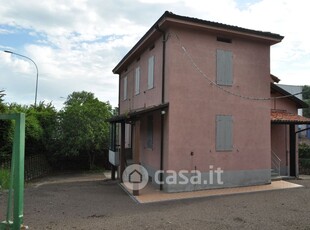 Casa indipendente in Vendita in Strada Provinciale 308 R a Fornovo di Taro