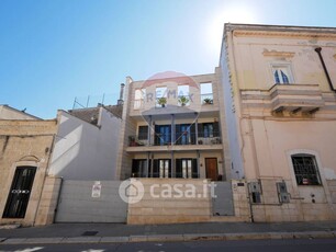 Casa indipendente in Vendita in Via Cavaliere Domenico Nicassio 3 a Adelfia