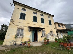 Casale in vendita a Camaiore