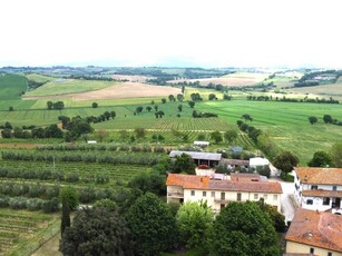 Colonica in vendita a Cortona Arezzo Chianacce