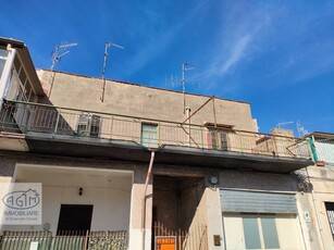 Monolocale in Via Diana, Palermo, 1 bagno, 64 m², 1° piano in vendita