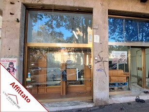 Negozio in Affitto ad Roma - 1200 Euro