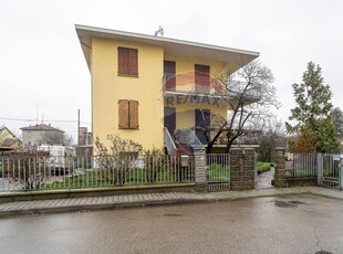 Porzione di casa di 134 mq a Collecchio