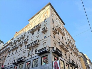 Quadrilocale in affitto a Milano
