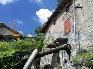 Rustico casale in vendita a Fabbriche Di Vergemoli