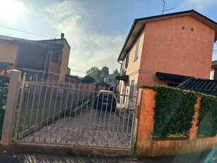 Soluzione Indipendente in affitto a Castelnuovo Bocca d'Adda
