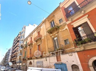 Stabile / Palazzo in Vendita in Via Alessandro Maria Calefati a Bari