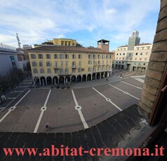Trilocale in affitto a Cremona - Zona: Centro