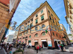 Ufficio in vendita in Via Galata, Genova