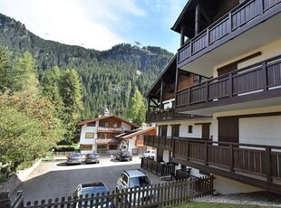 Vacanze a Canazei nel cuore delle Dolomiti