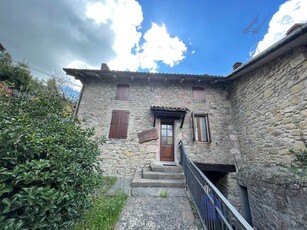 Vendita Rustico casale, in zona ROCCA DI ROFFENO, CASTEL D'AIANO