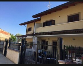 Villa bifamiliare in vendita a Cosenza Muoio Piccolo