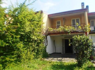 Villa in affitto a Pessano con Bornago