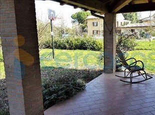 Villa in ottime condizioni, in vendita in Montecavolo, Quattro Castella