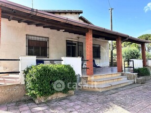 Villa in Vendita in Contrada costa baira a Caltagirone