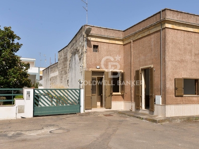 Casa indipendente in vendita a Vernole - Zona: Strudà