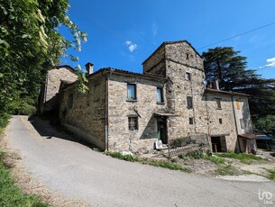 Casa indipendente 4 locali di 170 m² in Calestano