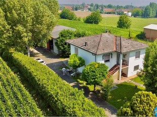 Casa indipendente in vendita a Moglia