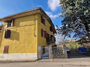 Casa indipendente in vendita a Montese