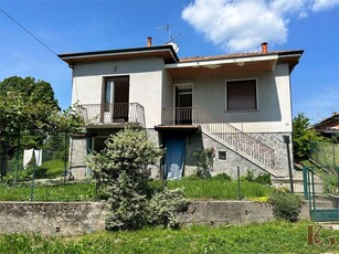 Casa indipendente in Via Grisoni 1, Sesto Calende, 7 locali, 2 bagni