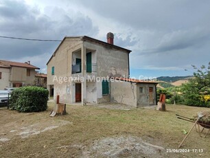 Casa indipendente in Via Marmolada, Montecalvo in Foglia, 5 locali
