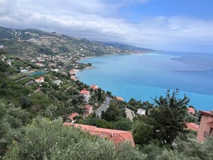 Casa singola in vendita a Ventimiglia Imperia Mortola Inferiore e Superiore