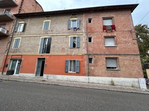 Palazzina commerciale in vendita a Castelnuovo Rangone