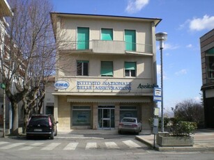 Palazzina commerciale in vendita a Chianciano Terme