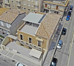 Palazzo / Stabile in vendita a Ispica