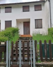 Porzione di casa a Cison di Valmarino, 5 locali, 1 bagno, garage