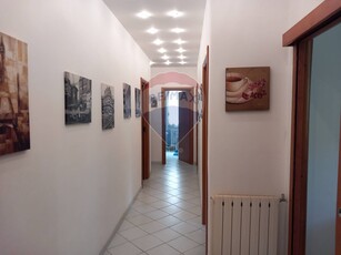 Quadrilocale in Via Giovanni Lanfranco, Albisola Superiore, 1 bagno