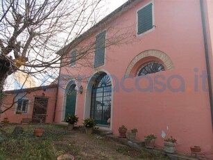 Rustico casale in ottime condizioni in vendita a Casciana Terme Lari