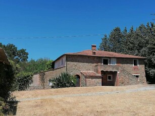 Rustico in vendita a Passignano Sul Trasimeno