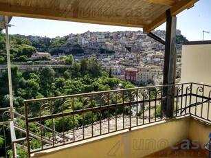 Soluzione Indipendente in vendita a Ragusa