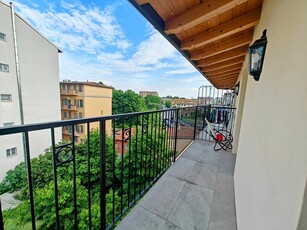 Trilocale in Affitto a Milano, zona Niguarda, 1'250€, 45 m², arredato