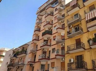 Vendita Appartamento, in zona ITALIA/MONTEGRANARO, TARANTO