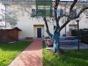 Villa a schiera in vendita a Santo Stefano Di Magra