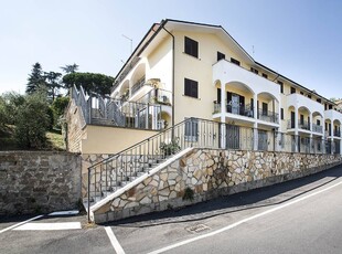 Villa a schiera in Via San Giorgio, Fabrica di Roma, 3 locali, 2 bagni