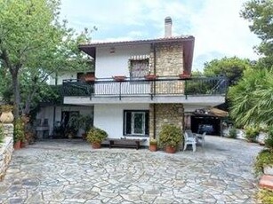 Villa in vendita a Andora