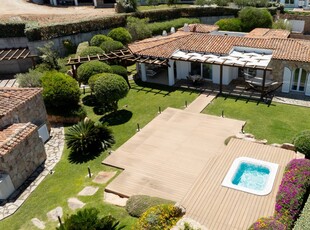 Villa in vendita a Arzachena - Zona: Cannigione