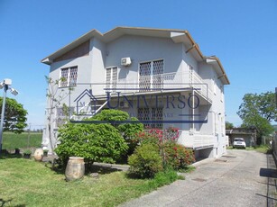 Villa in vendita a Rivanazzano