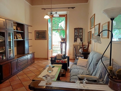 Appartamento in vendita a Fiesole Firenze Compiobbi