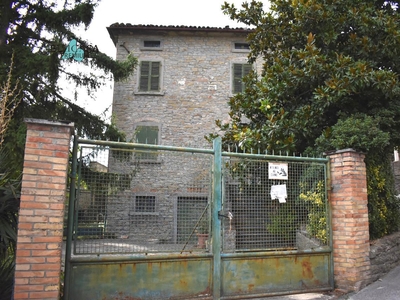 Casa indipendente in vendita a Santa Sofia