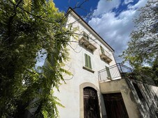 Casa indipendente con terrazzo, Ofena cappuccini