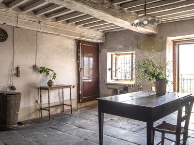 Casa di campagna in vendita 6 Stanze da letto a Arezzo